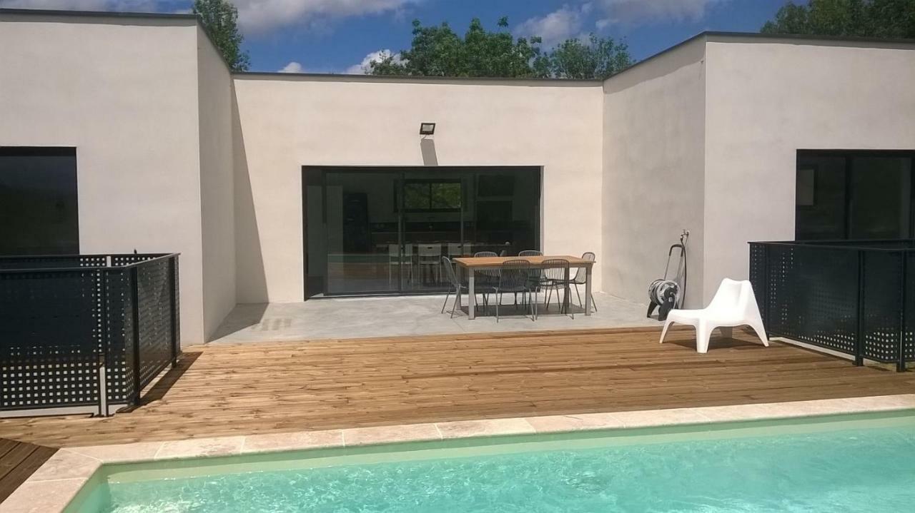 Villa Piscine Sud France Verzeille Exteriér fotografie